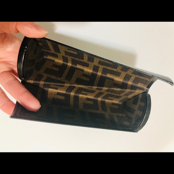 FENDI Twist Eyeglass Case - Picture 14 of 14